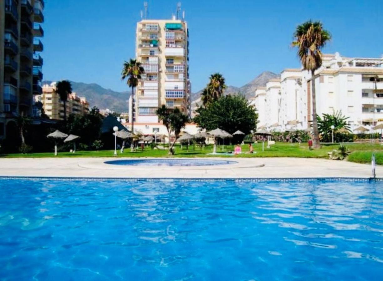 Precioso Estudio Frente Al Mar Con Piscina Benalmádena Buitenkant foto
