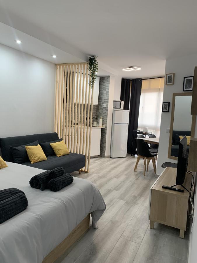 Precioso Estudio Frente Al Mar Con Piscina Benalmádena Buitenkant foto