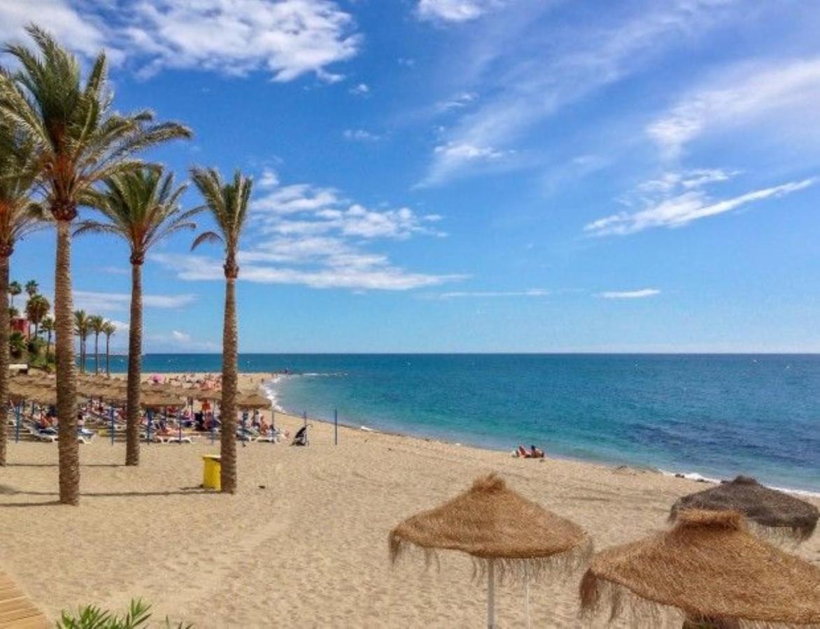 Precioso Estudio Frente Al Mar Con Piscina Benalmádena Buitenkant foto