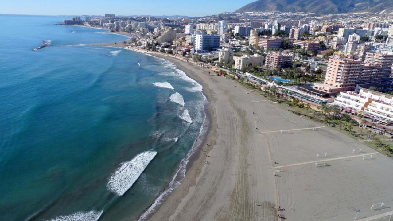 Precioso Estudio Frente Al Mar Con Piscina Benalmádena Buitenkant foto